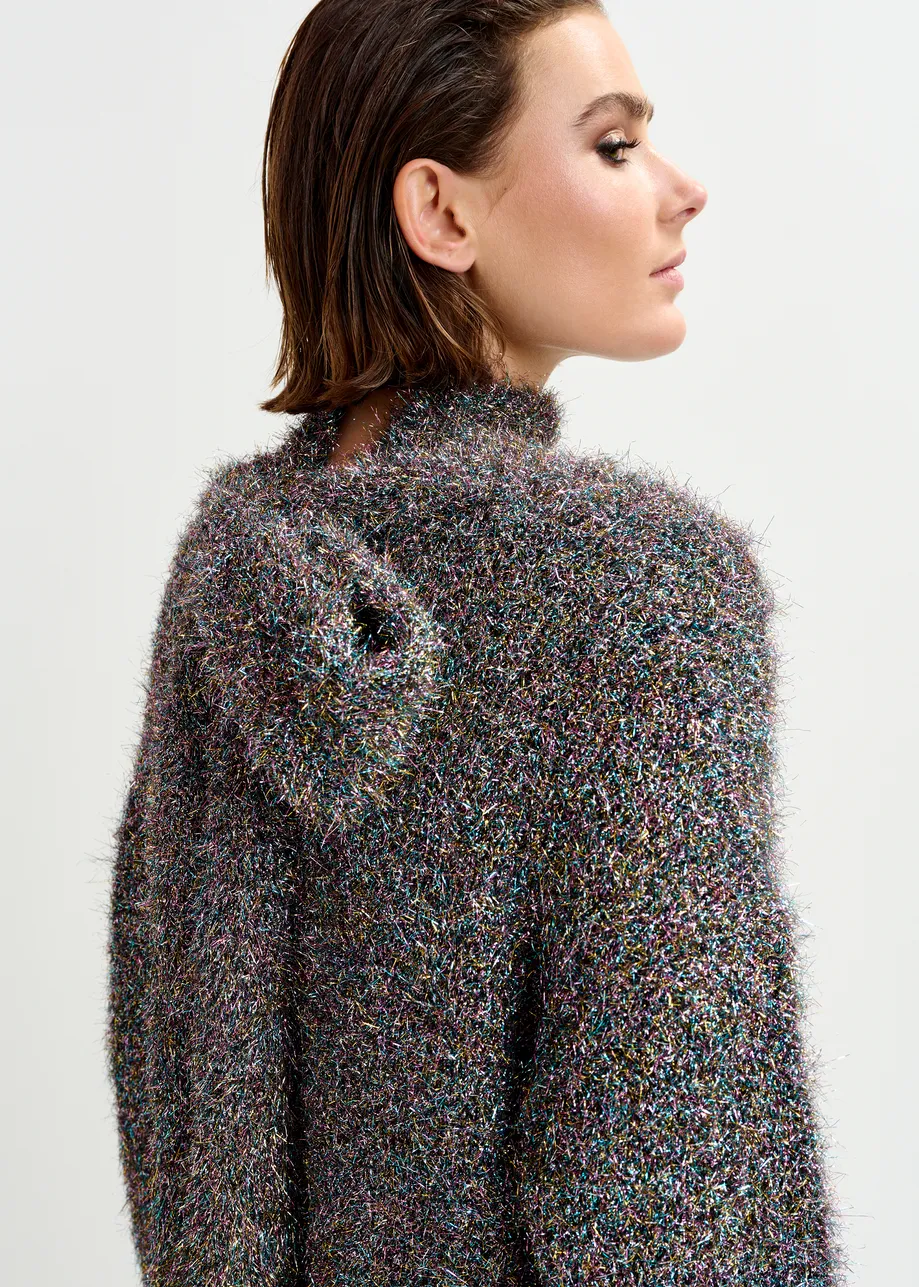 Maglione grigio metallizzato con collo lupetto e papillon