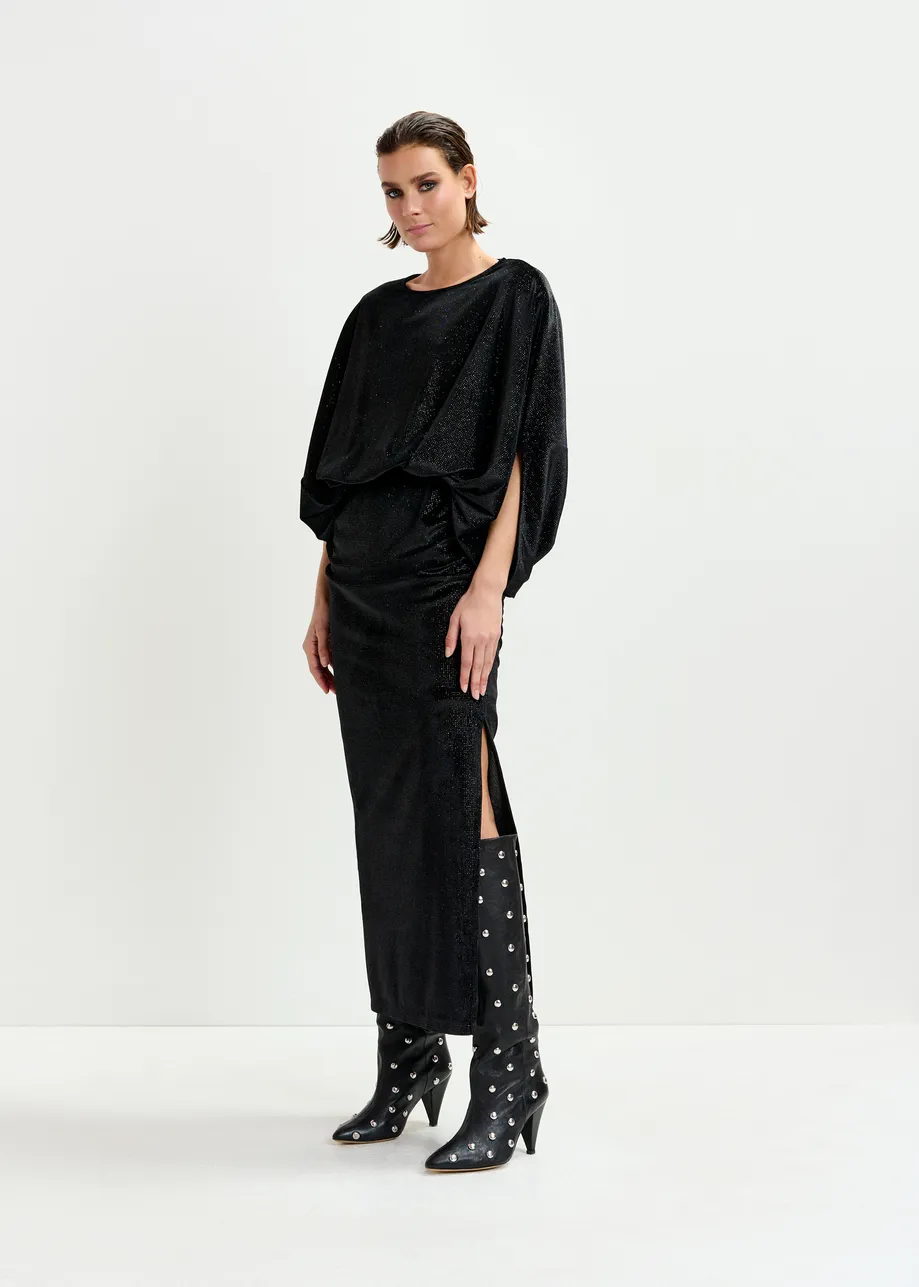 Zwarte maxi-jurk met capemouwen