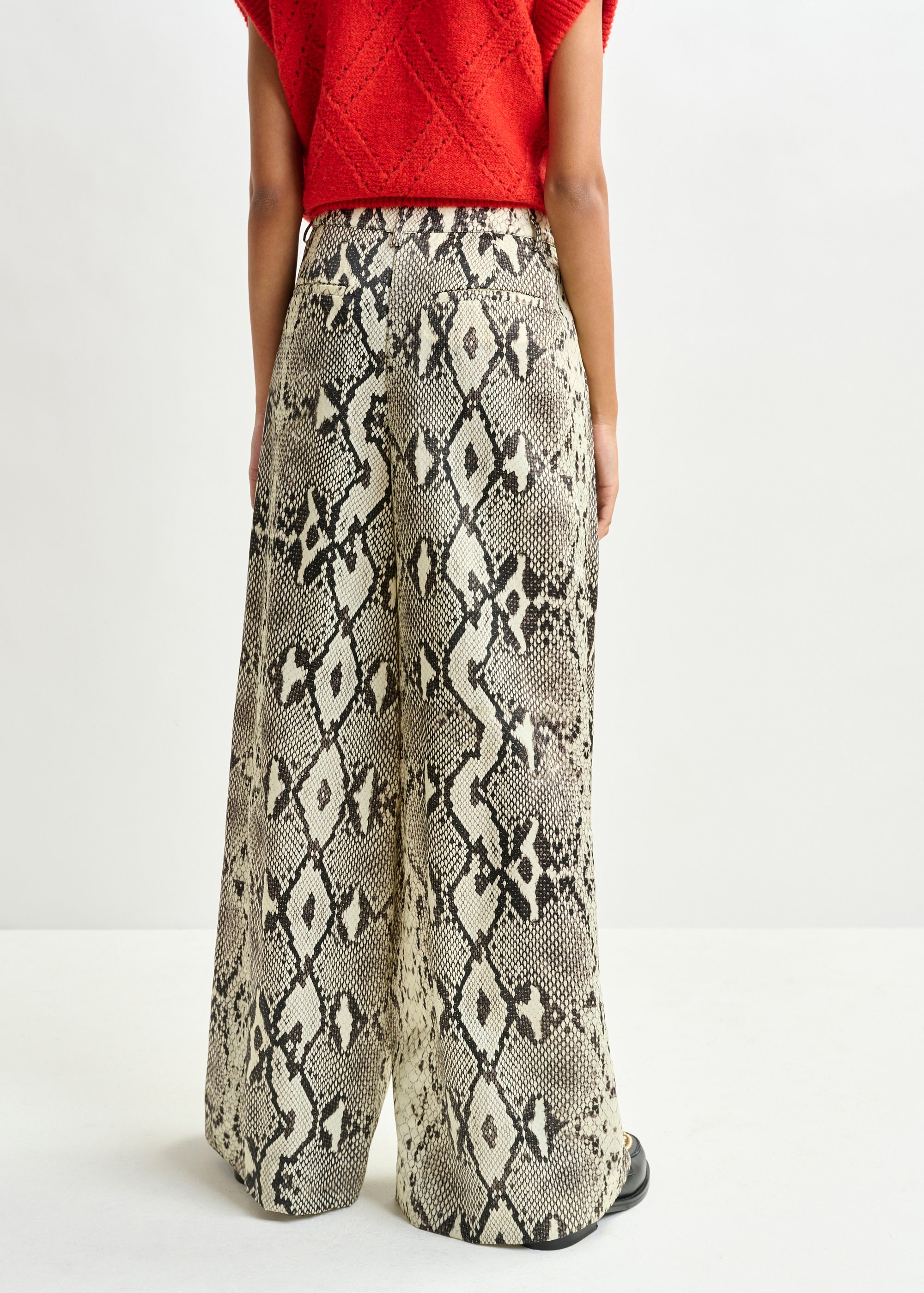 パンツ ESSENTIEL ANTWERP Women Pants HERBH1SC Beige Beige rhinestone-trimmed pleated wide-leg pants | Essentiel