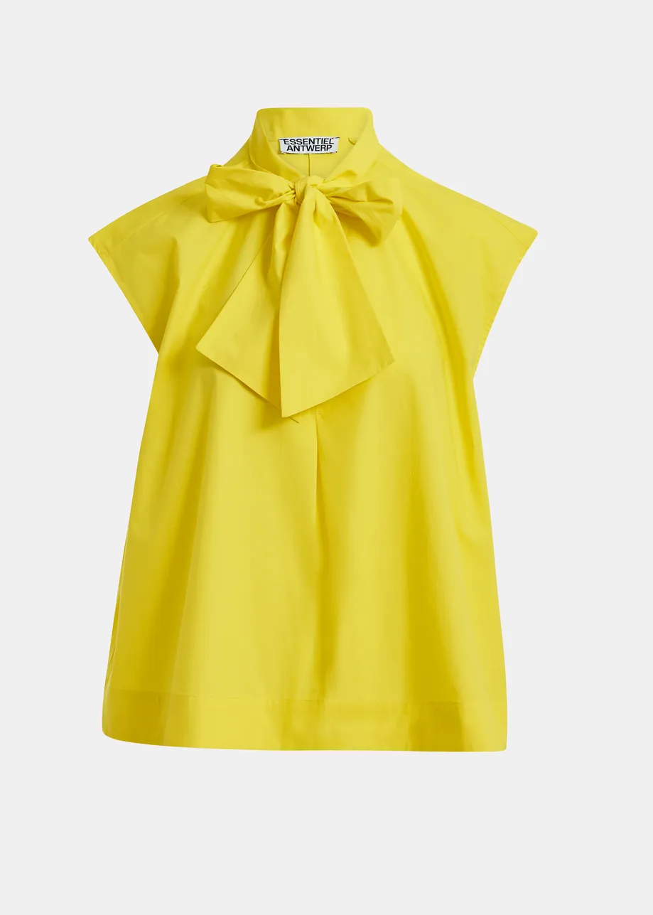 Maglia gialla senza maniche con scollo a fiocco