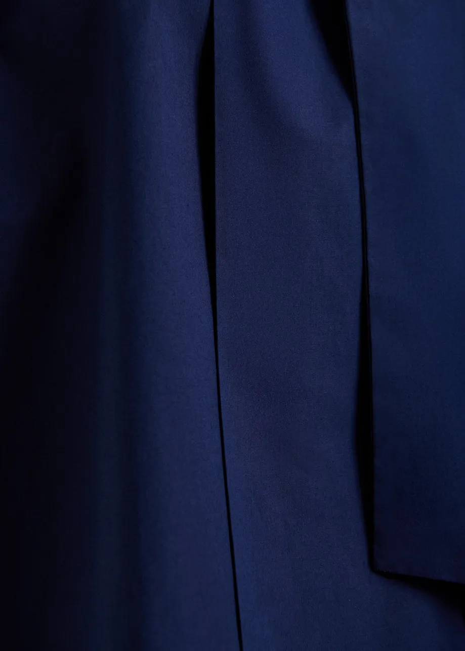 Maglia senza maniche con scollo a fiocco, blu navy