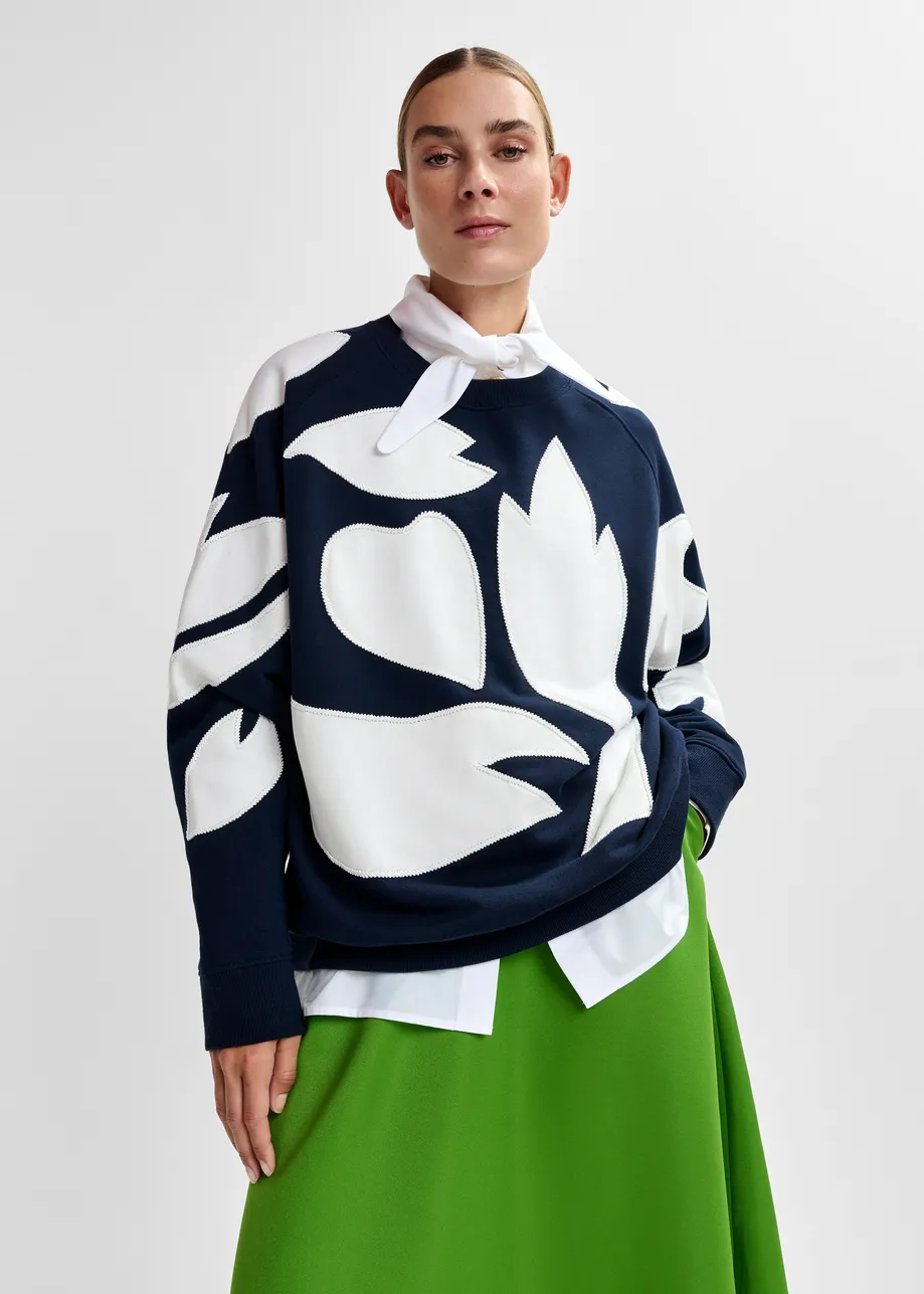 Navy cotton sweatshirt with white flame appliqués