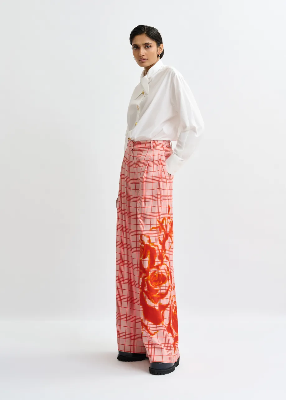 Roze en rood geruite broek met brede pijp en geplaatste print