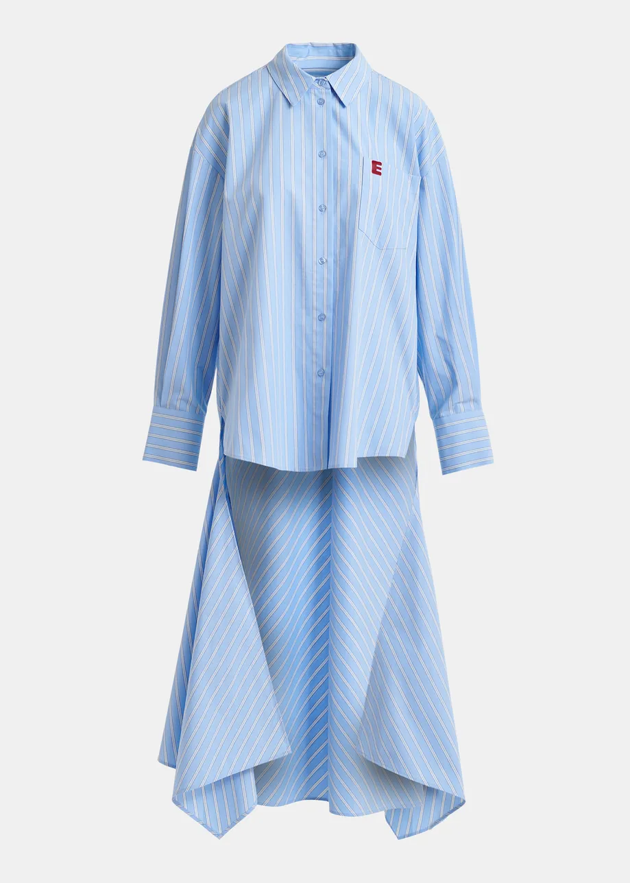 Camicia oversize in cotone azzurro e bianco con dettaglio lungo modulabile