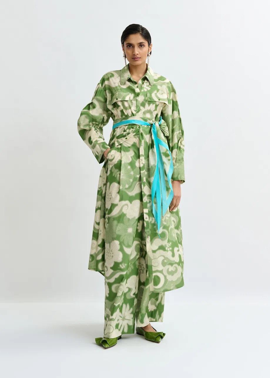 Beige en groene satijnen sjaal met print