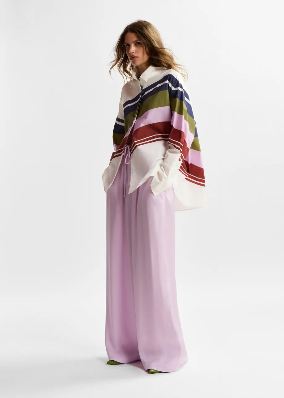 Lila broek met relaxte pasvorm en trekkoord in de zoom