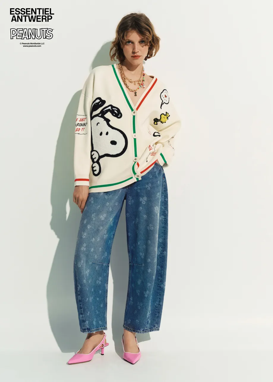 Off-white knit cardigan with multicolored Peanuts™ Snoopy and Woodstock patches