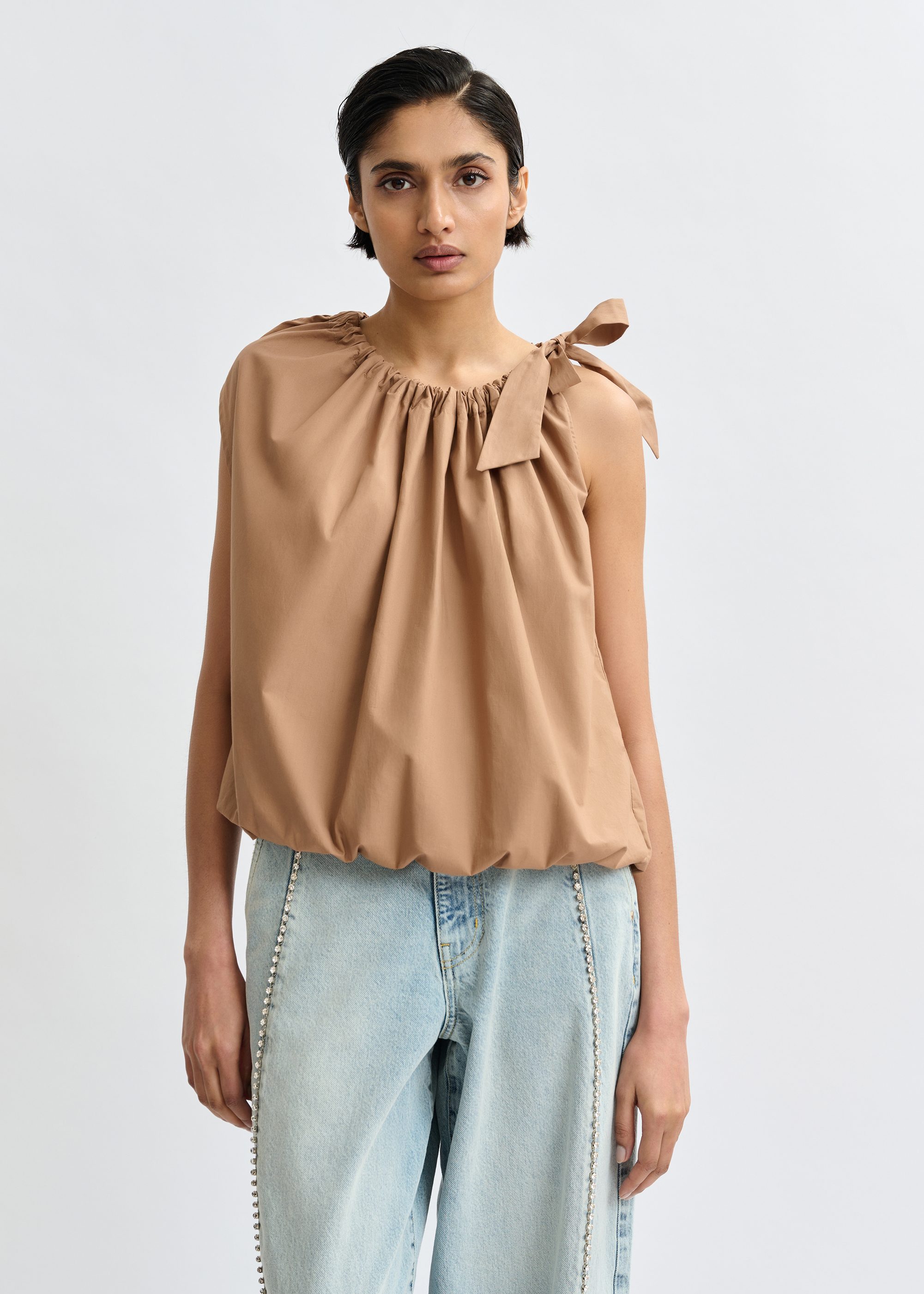 トップス Avrill ribbon tops Brown asymmetric top with neck-tie ribbon | Essentiel Antwerp