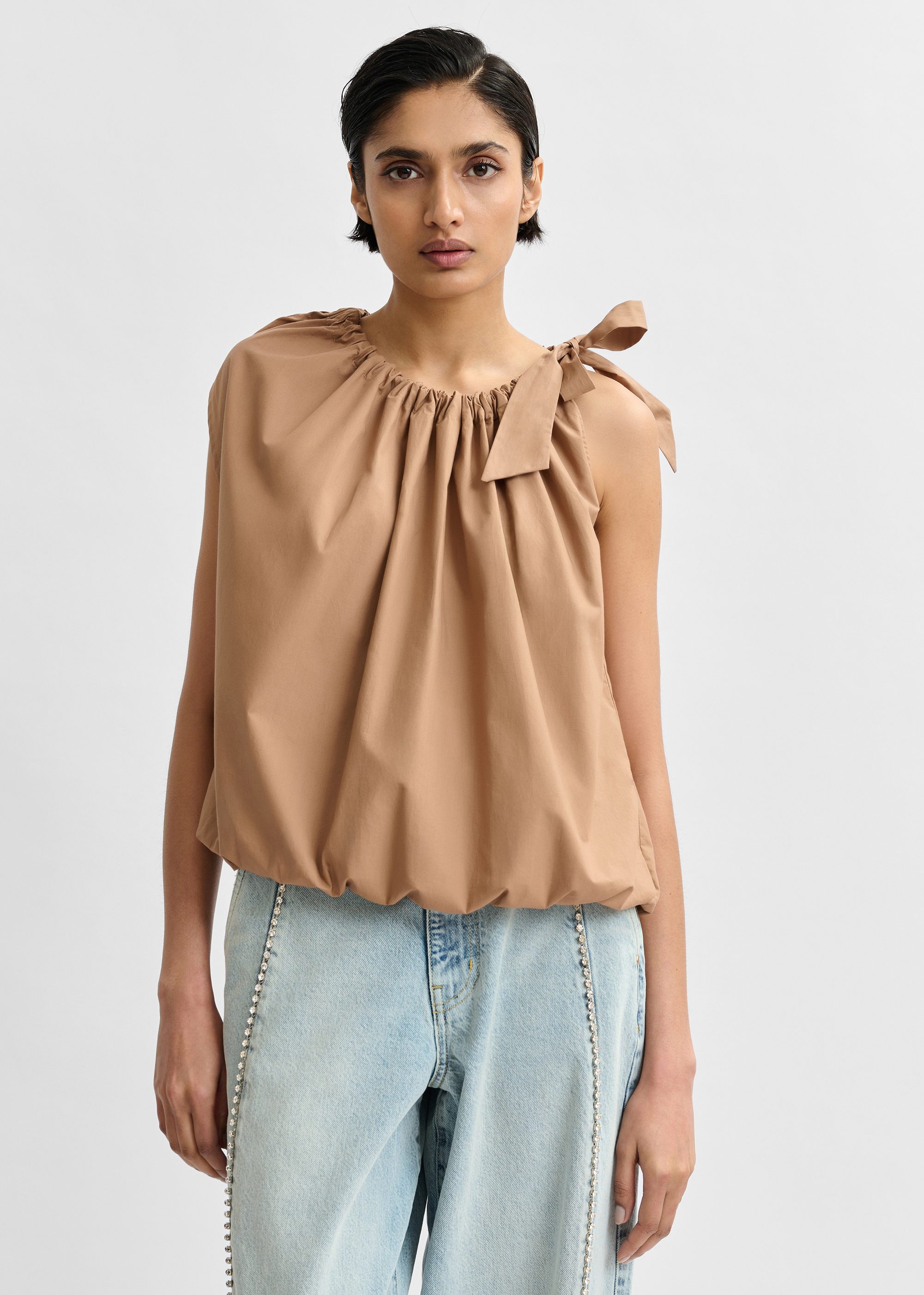 Brown asymmetric top with neck-tie ribbon | Essentiel Antwerp