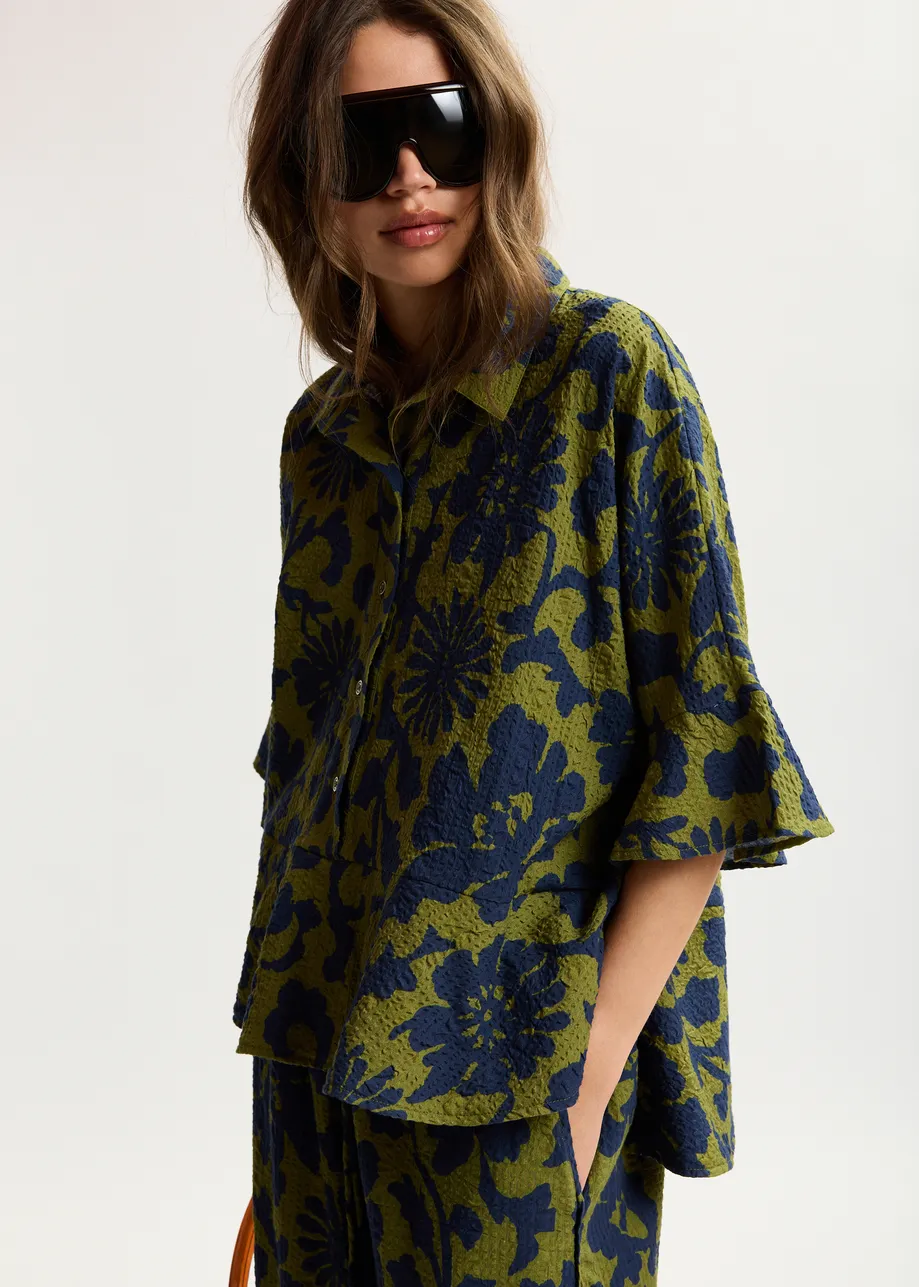 Camicia in cotone stile peplo verde e blu scuro con colletto a contrasto