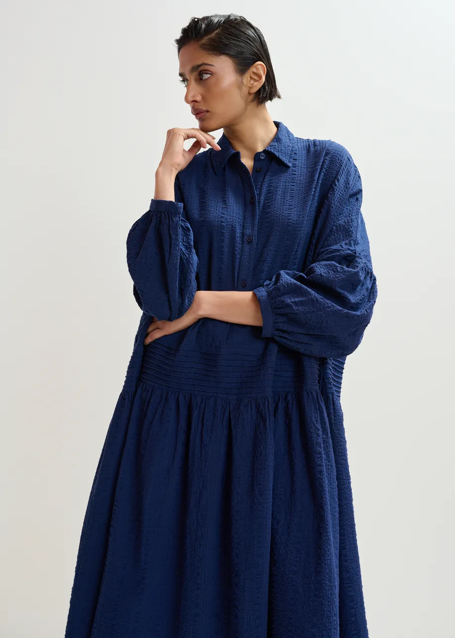 Abito chemisier blu scuro con vita a pieghe