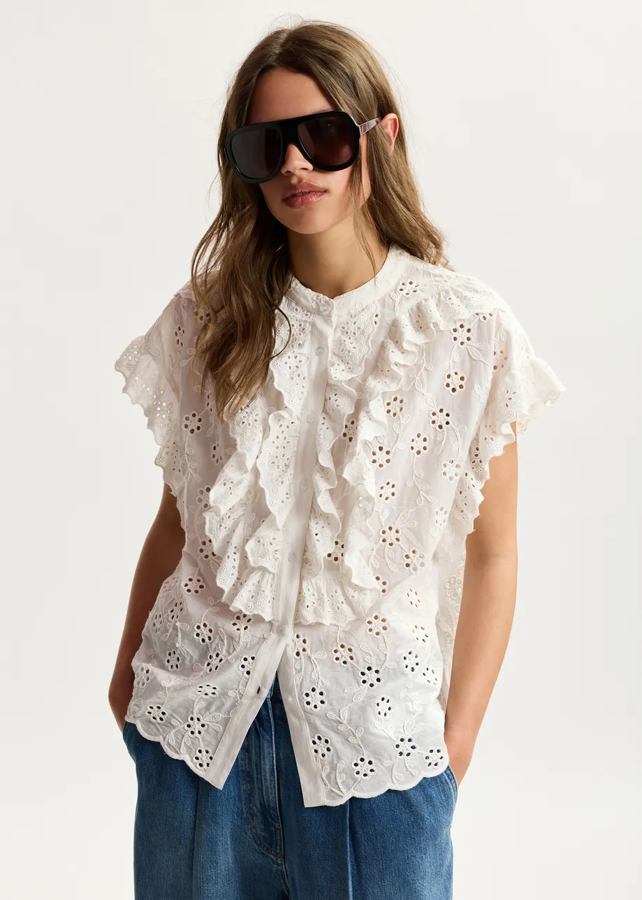 Witte blouse in broderie anglaise met volants