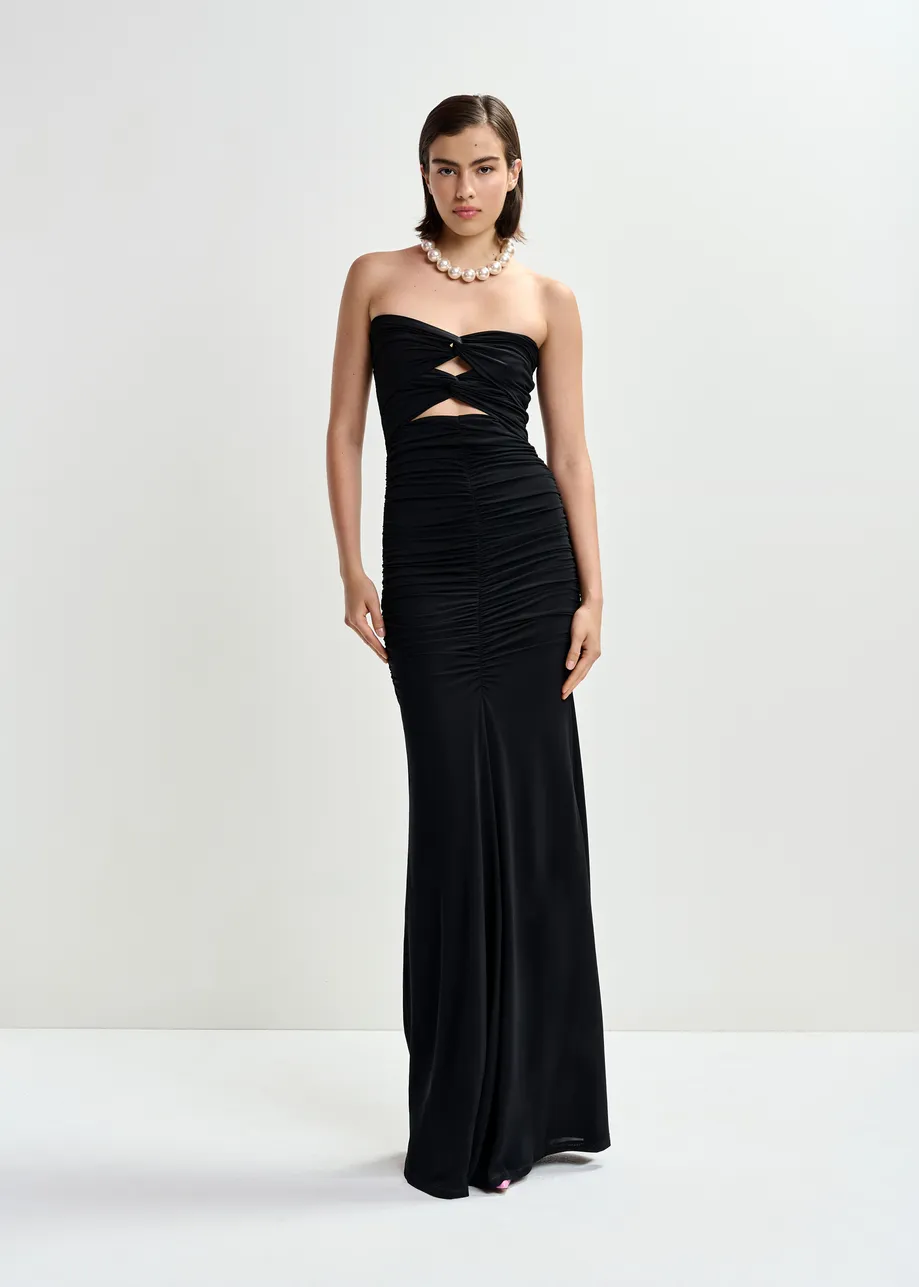 Zwarte strapless maxi-jurk met ruches en uitsnijding