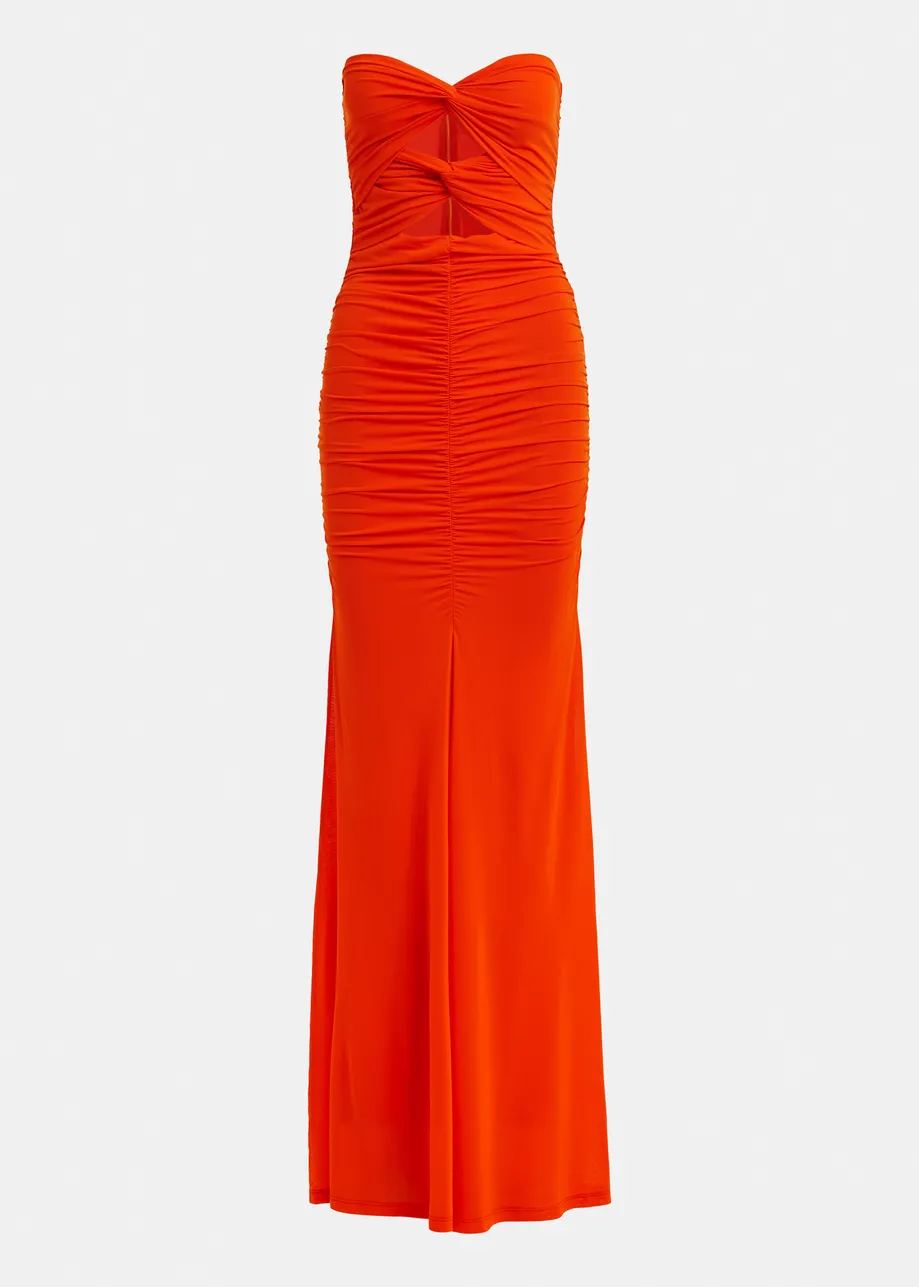 Longue robe bustier orange à ruches sculptées et découpe subtile