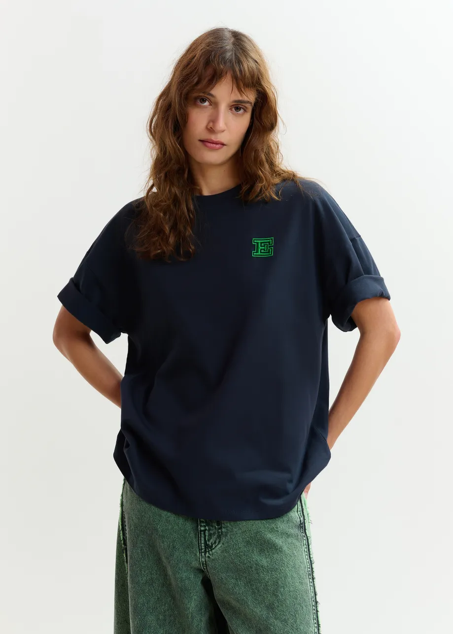 Navy cotton T-shirt with 'E' embroidery
