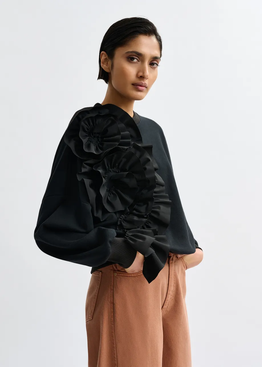 Zwarte katoenmix sweater met volantdetails