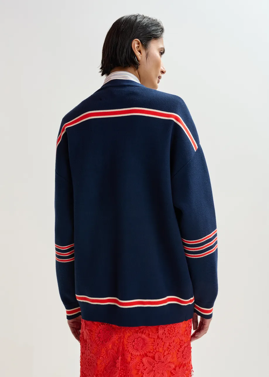 Marineblauwe cardigan met rode strepen en appliqué