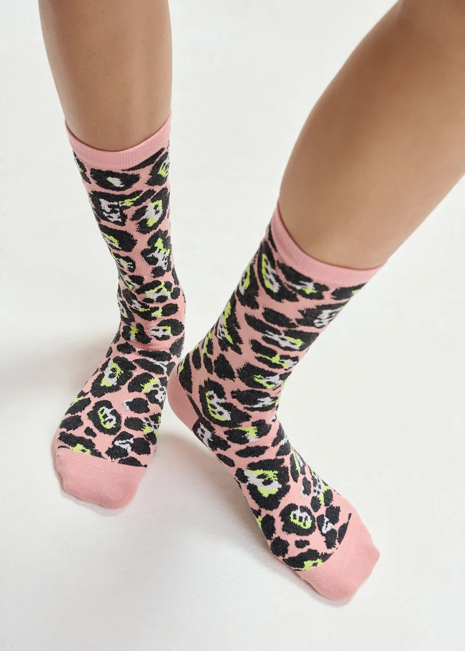 Vintage pink, black and yellow leopard jacquard-knit mid-length socks