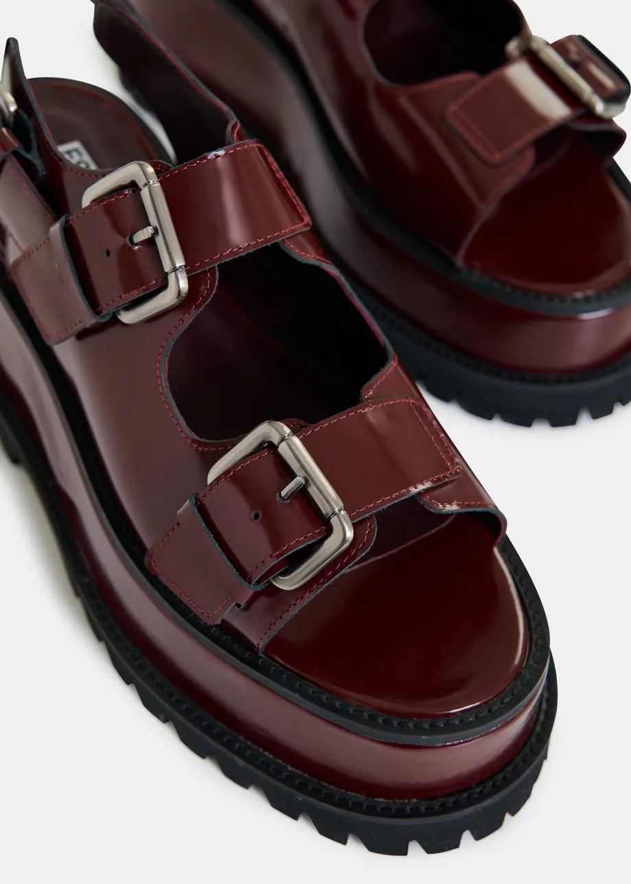 Bruine chunky leren plateausandalen met gespdetails