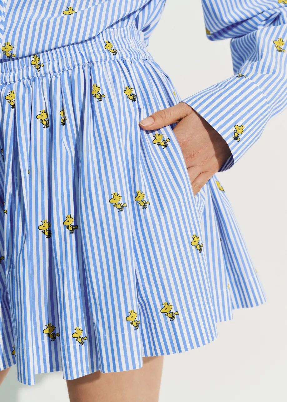 Light blue and white striped cotton shorts with yellow Peanuts™ print