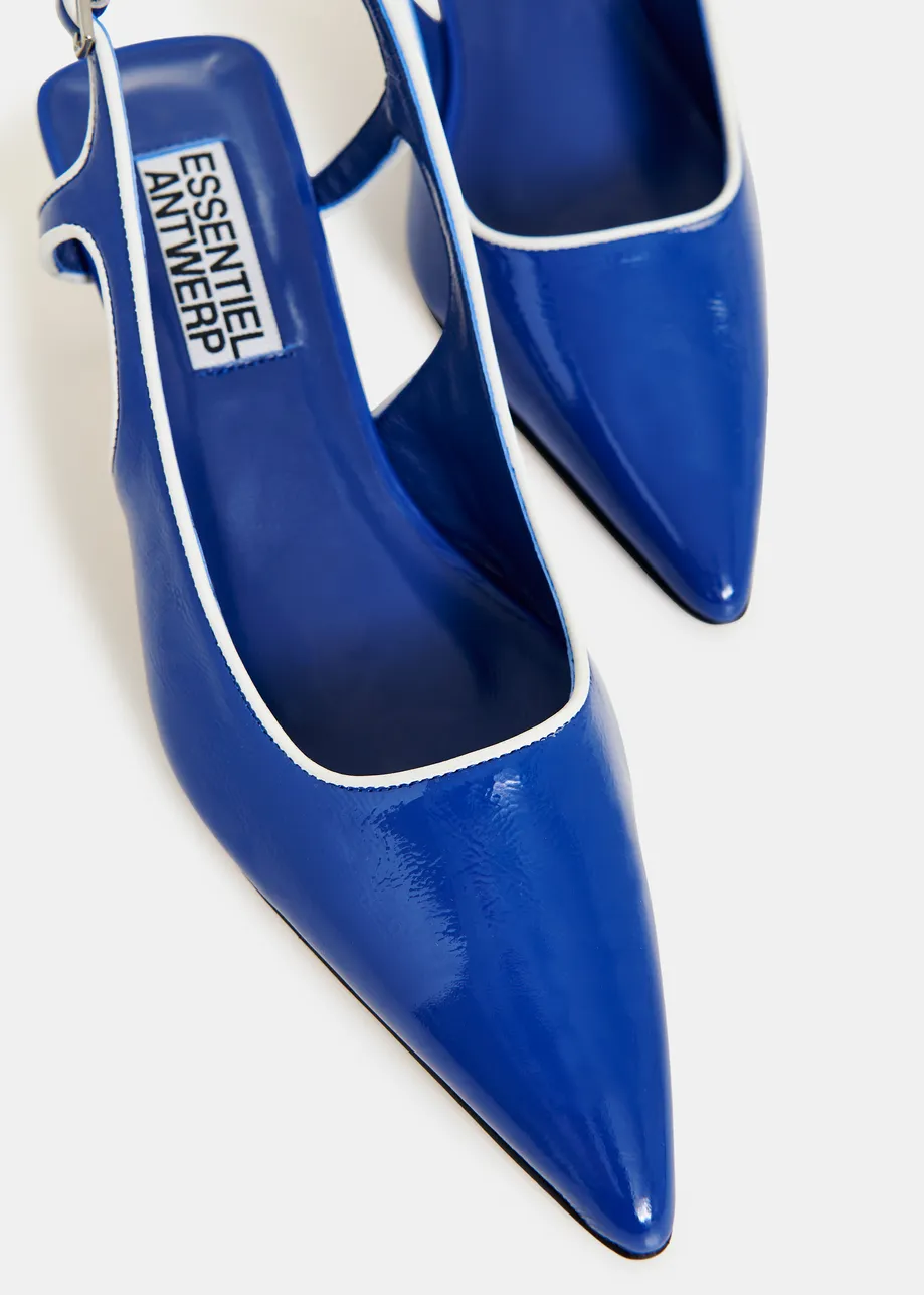 Blauwe leren slingback pumps met contrastkleur opzij