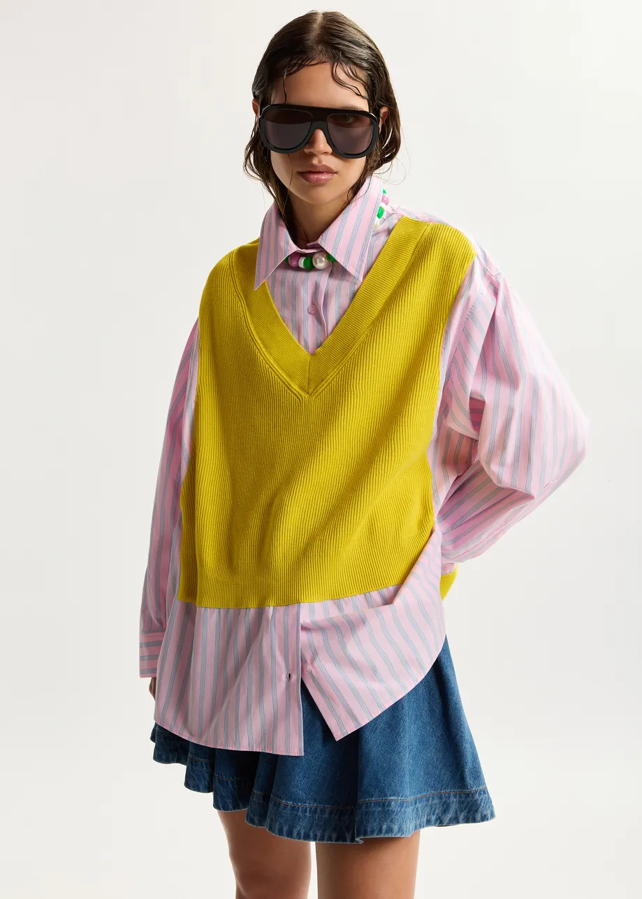 Chemise oversize à empiècements en tricot jaune, rose clair et bleu clair