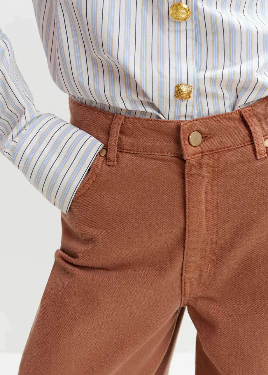 Bruine jeans met barrelpijp