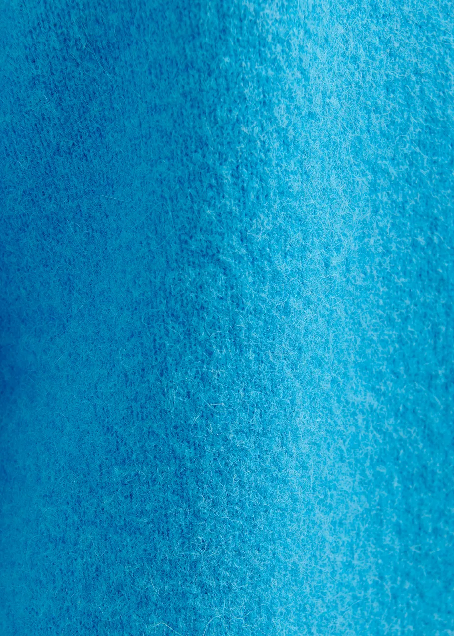 Blauwe éénschoudertrui van alpacawolmix