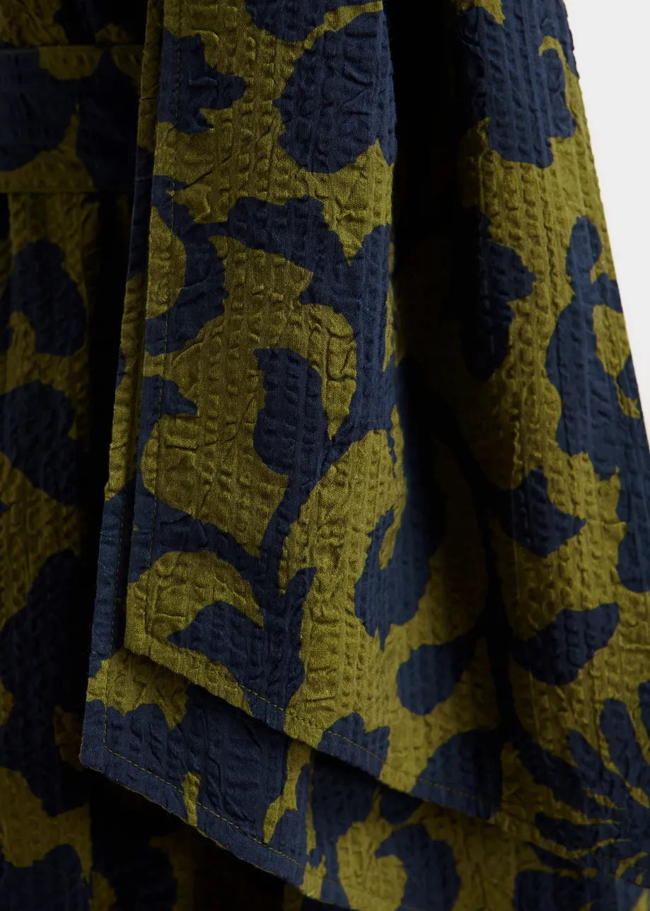 Grünes und dunkelblaues Babydoll-Midikleid mit Blumenprint und Schleife