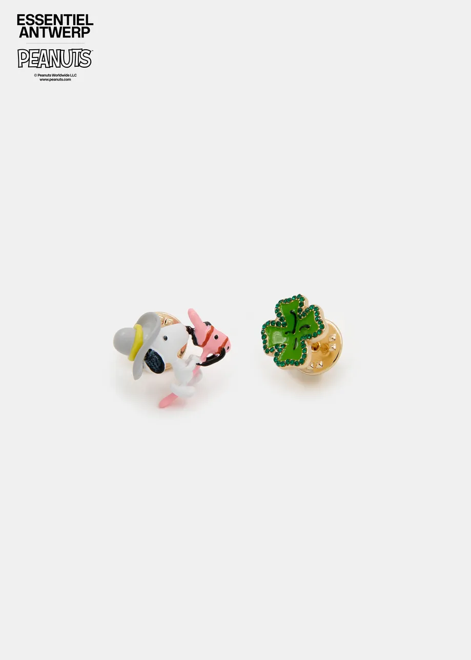 Green, off-white and pink Peanuts™ -inspired duo of enamel and rhinestone pins