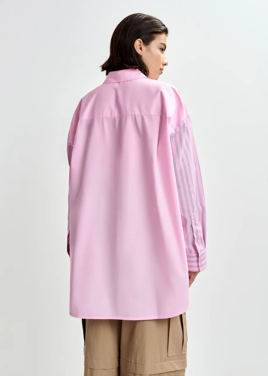 Lichtroze en lichtblauw overhemd met gestreepte inzetstukken