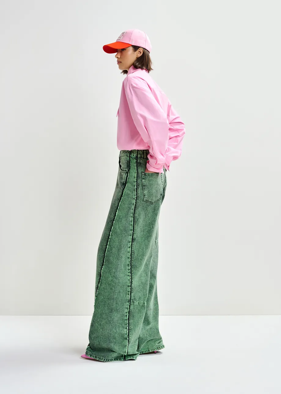 Lichtroze overhemd met langgerekte kraag en verschillende knopen