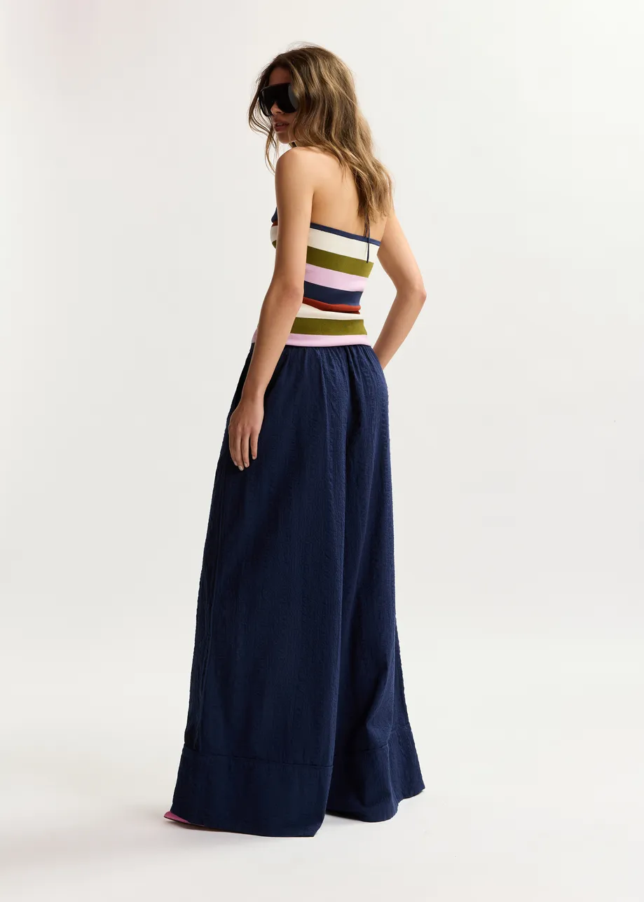 Pantaloni larghi blu scuro con cuciture a contrasto