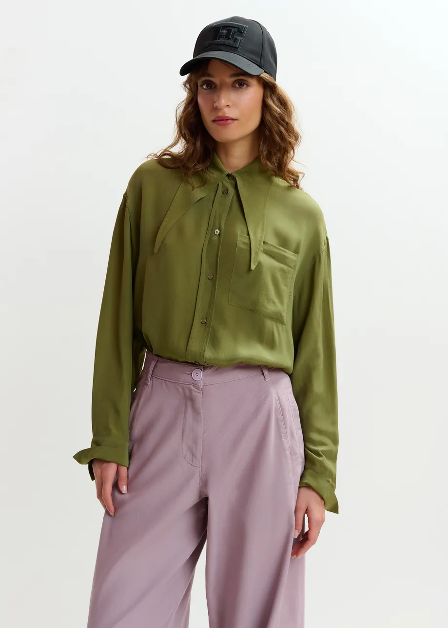 Khaki oversized tie-collar shirt