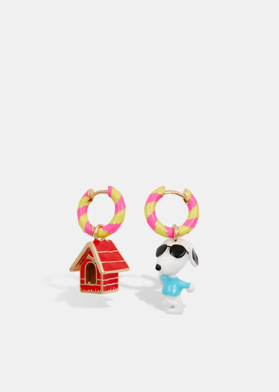 Pink and yellow hoop earrings with Snoopy and doghouse