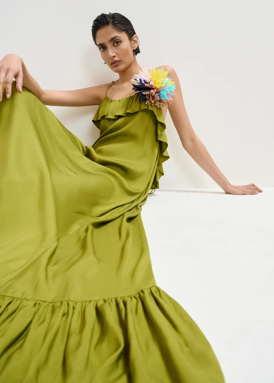 Multicolor flower-shaped brooch