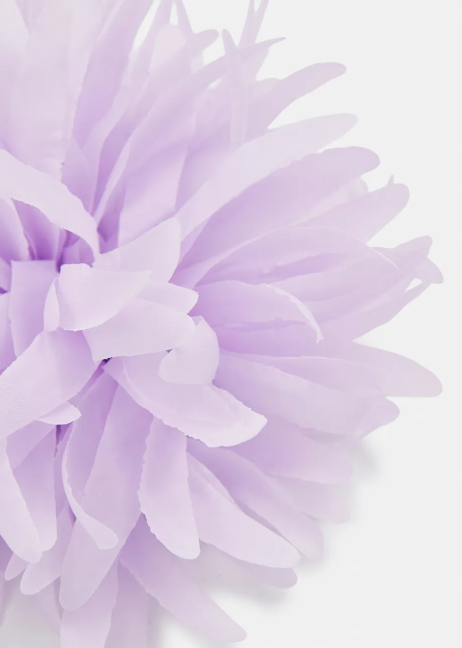 Spilla a forma di fiore lilla