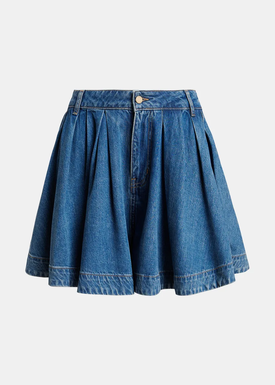 Blaue Jeans Shorts aus Bio-Baumwolle mit Falten