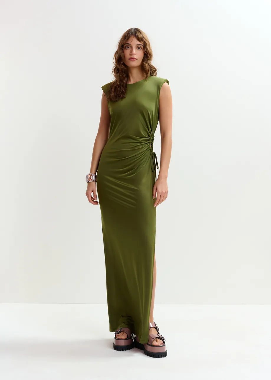 Vestido entallado sin mangas con detalle fruncido y abertura, caqui