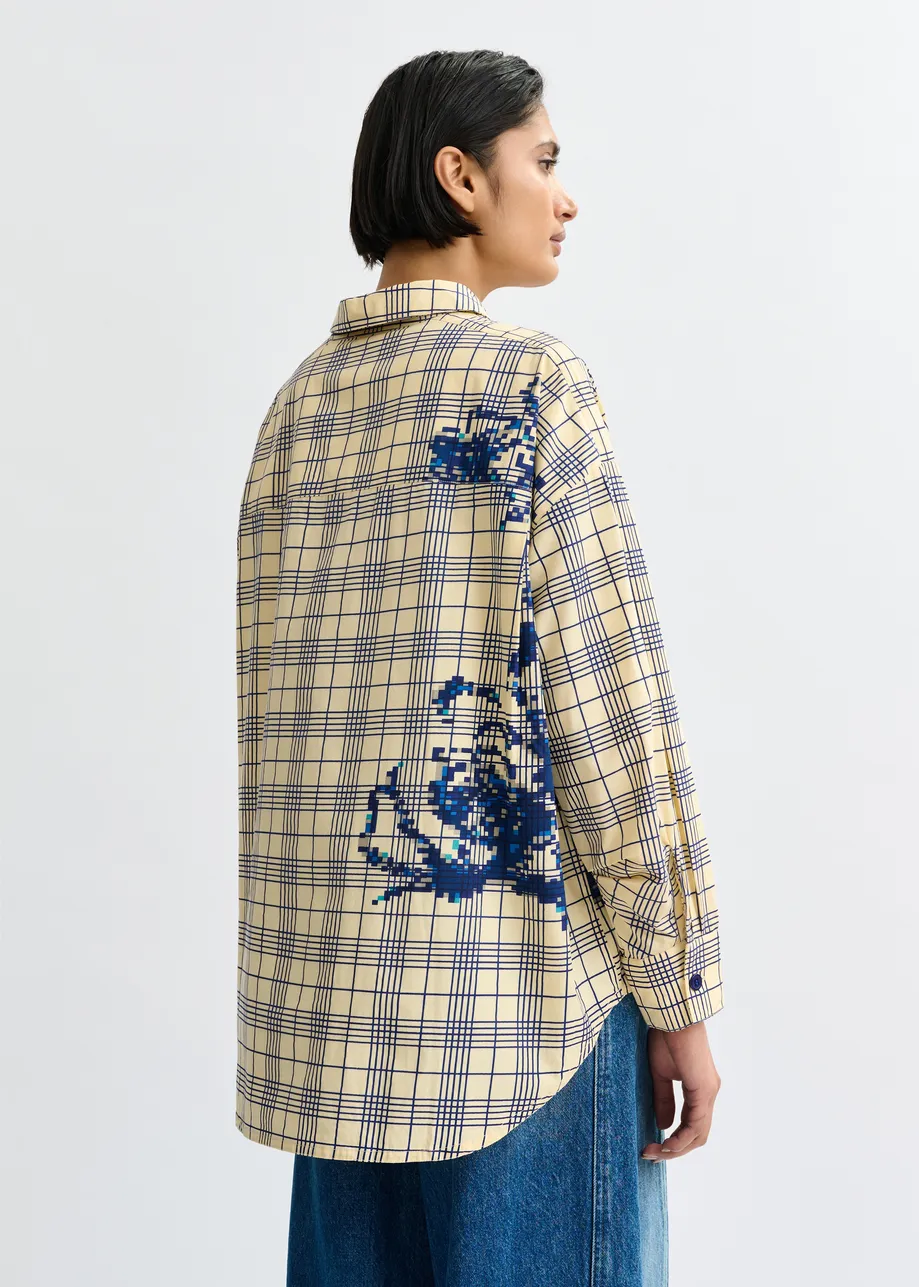 Beige en donkerblauw ruitjeshemd met bloemborduurwerk