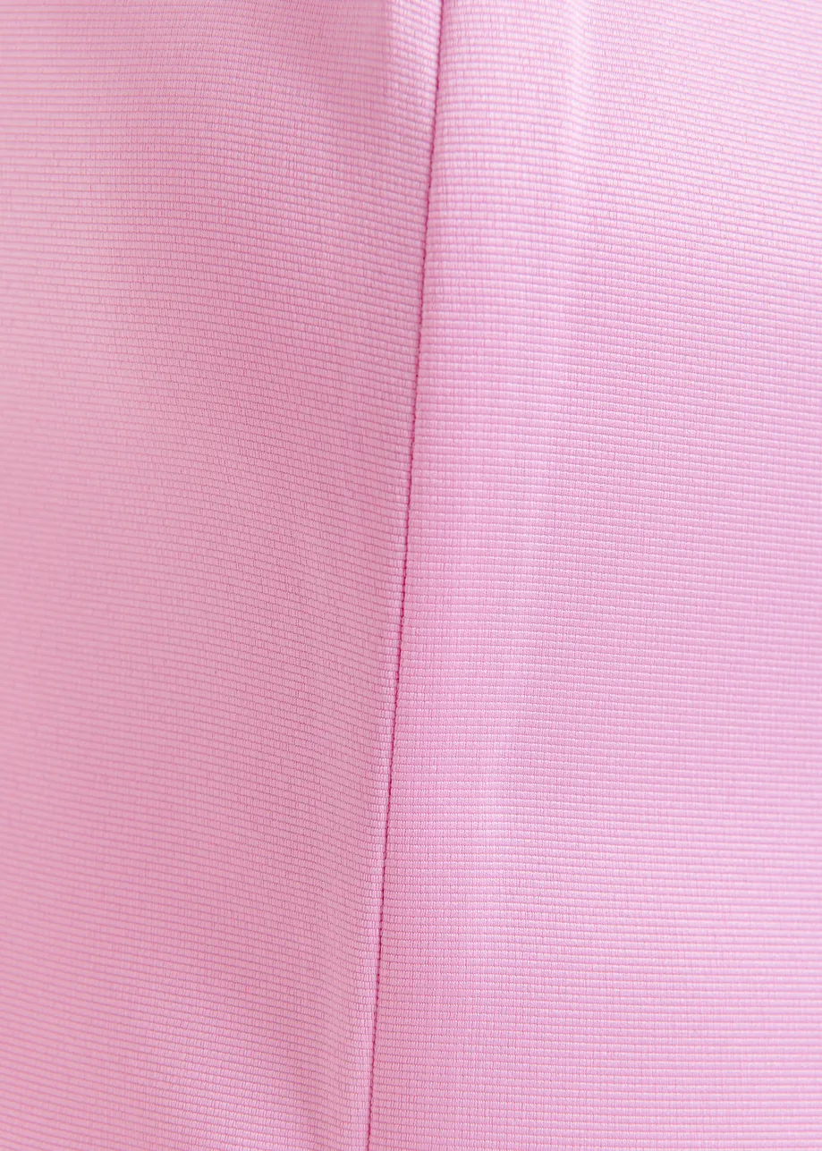 Roze voorgevormde bustiertop met gesmokte rug