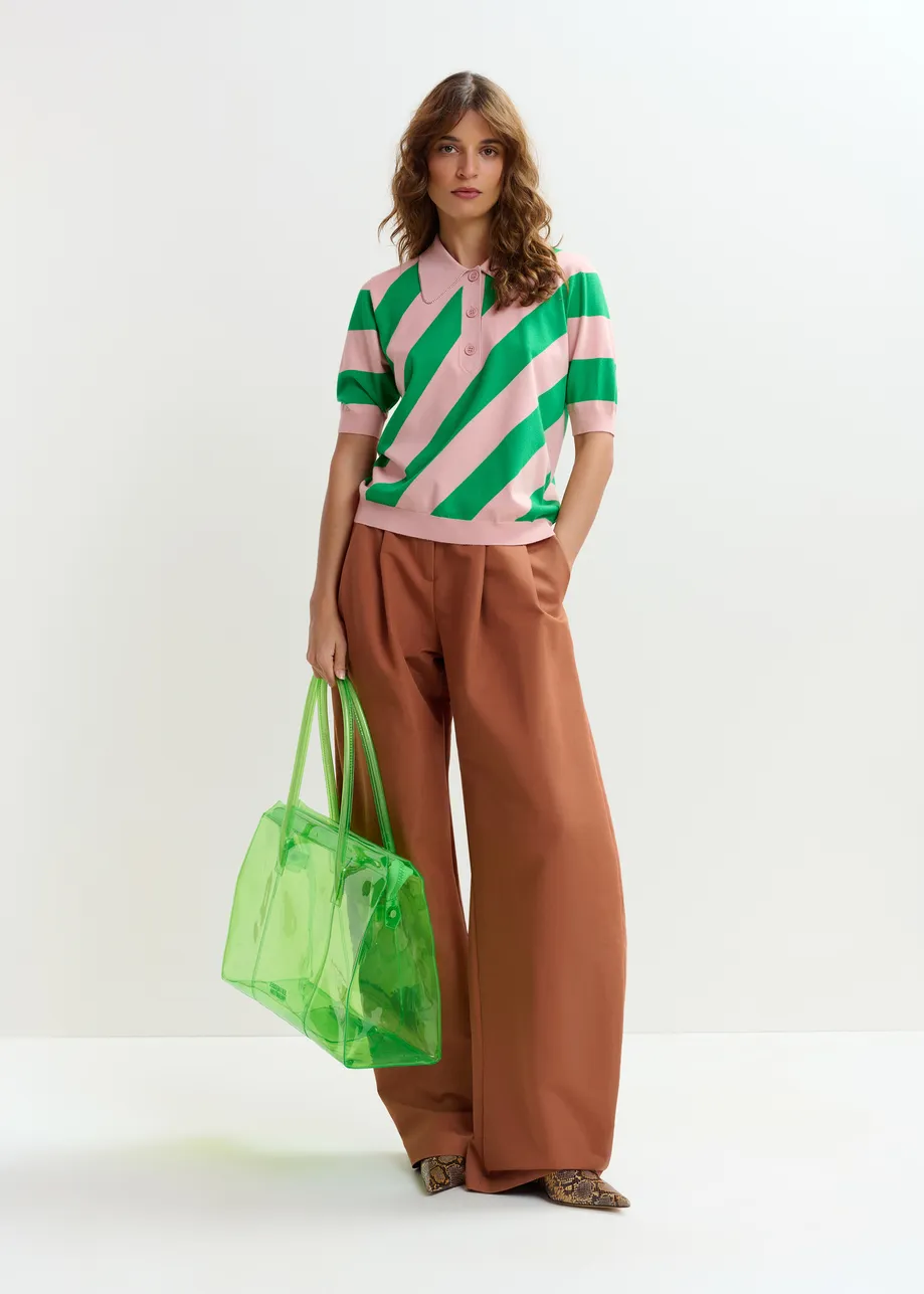 Brown barrel-leg pants with pleated waist