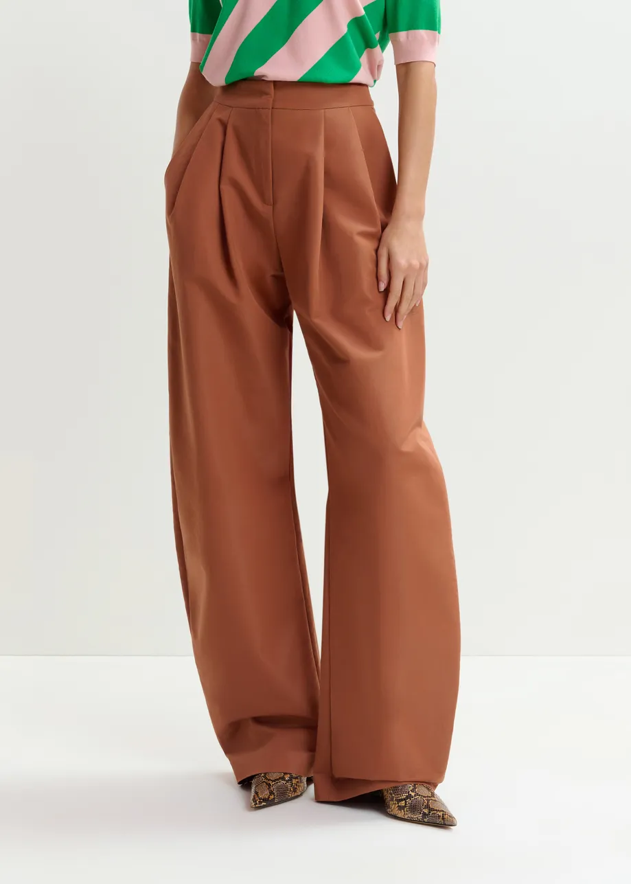 Brown barrel-leg pants with pleated waist