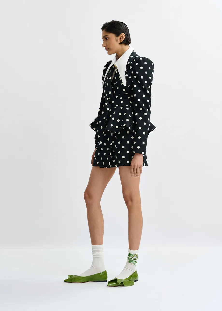 Zwart-witte mini-blazerjurk in zandlopervorm met stippen