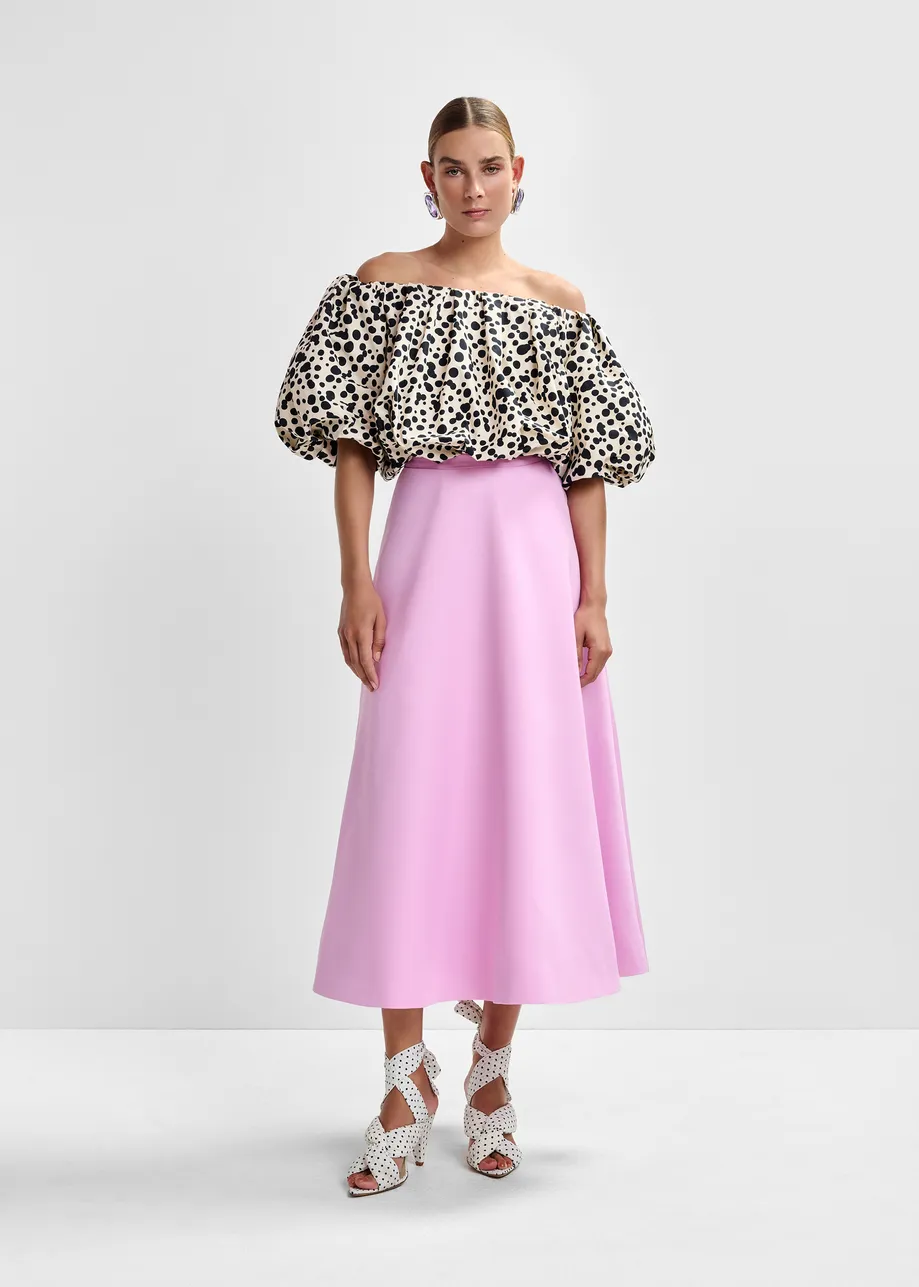 Rosafarbener Rock in A-Linie