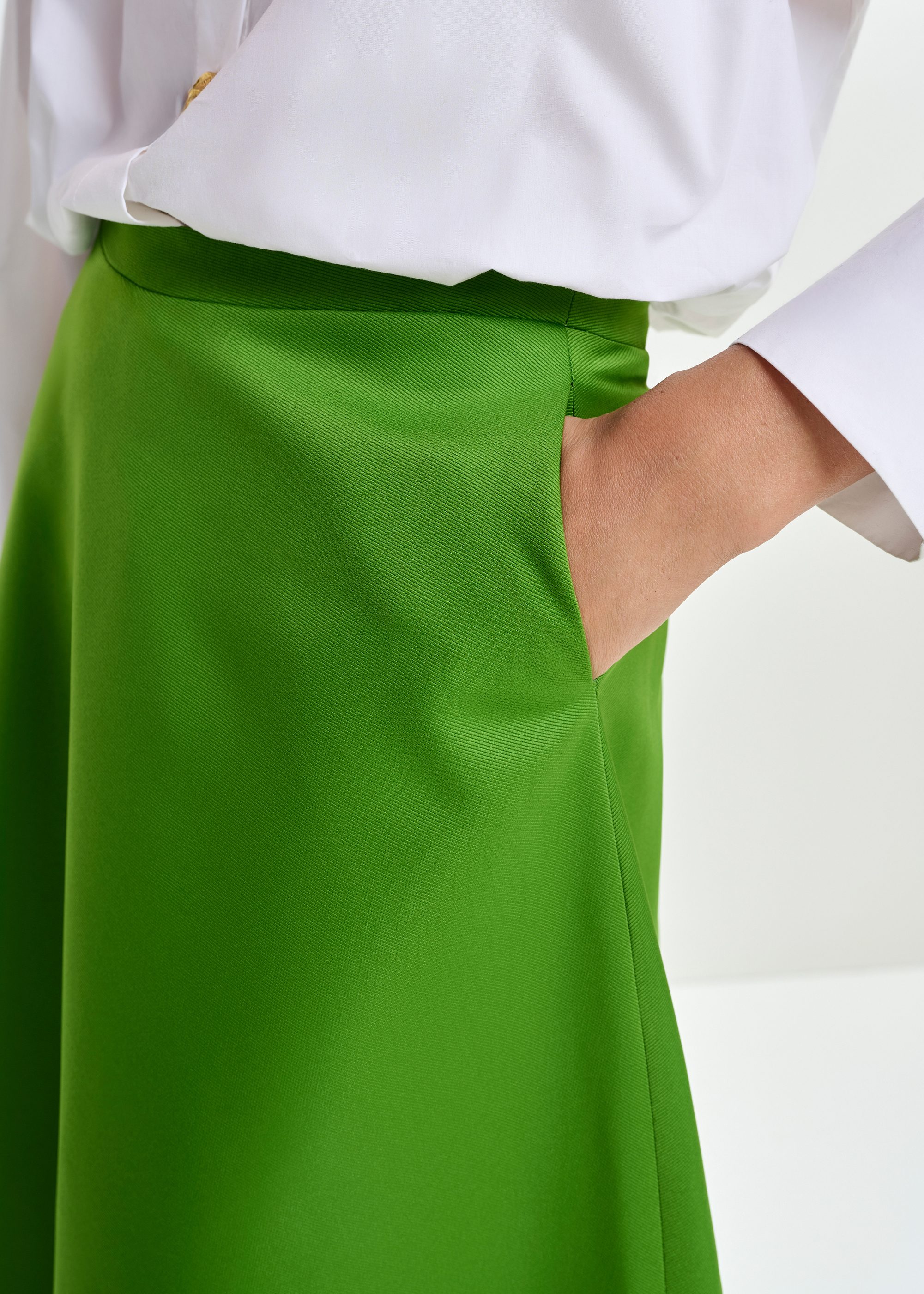 Green a-line skirt | Essentiel Antwerp Italy