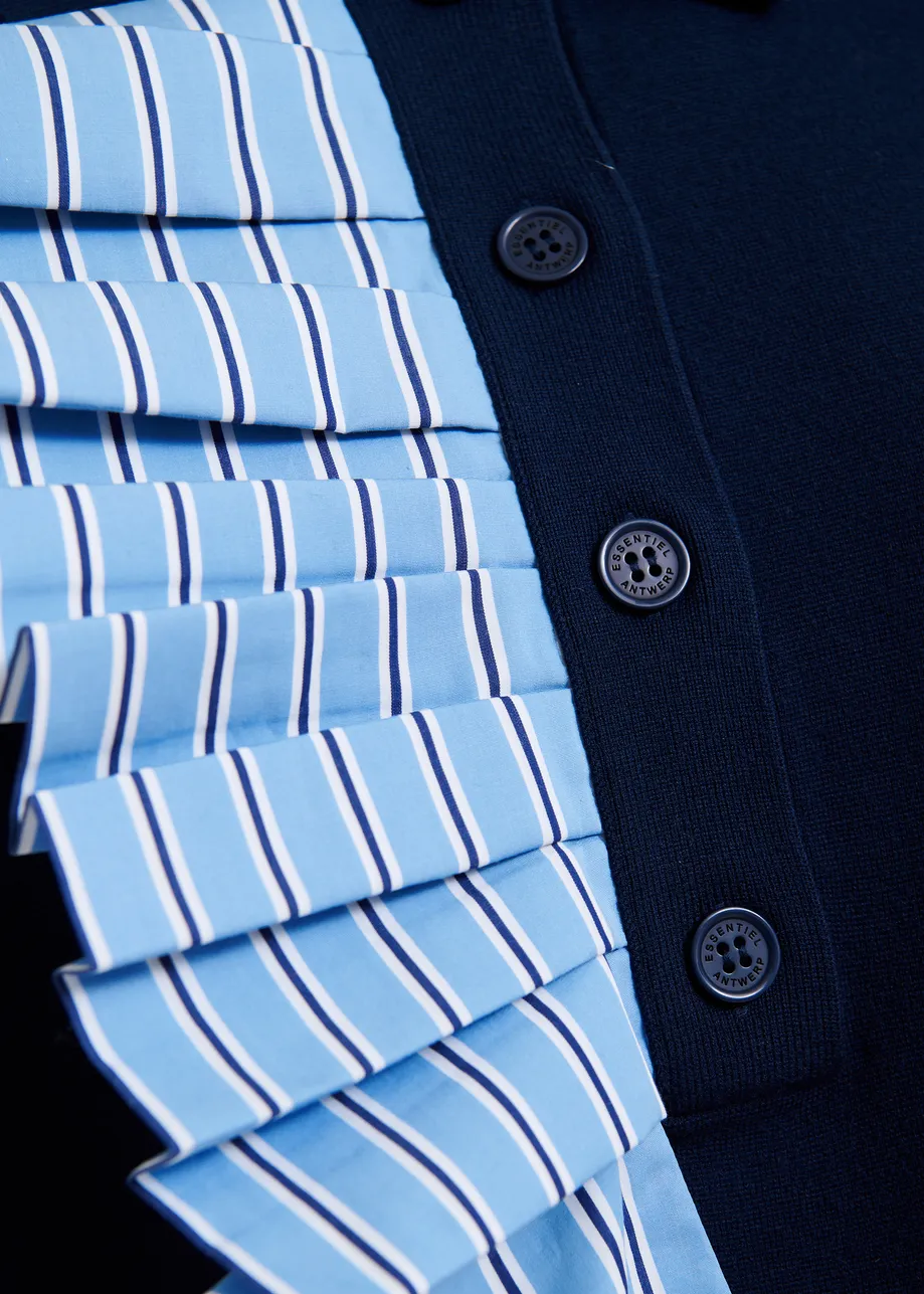 Marine- en lichtblauwe fijngebreide polo met volants