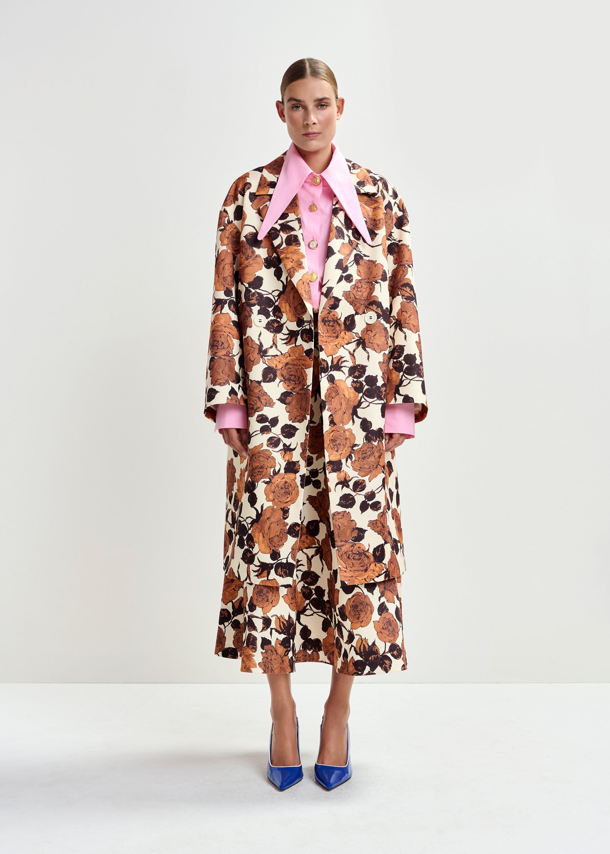 美品 Deuxieme Classe ESSENTIEL Antwerp コート Off-white and brown double-breasted coat | Essentiel Antwerp Spain