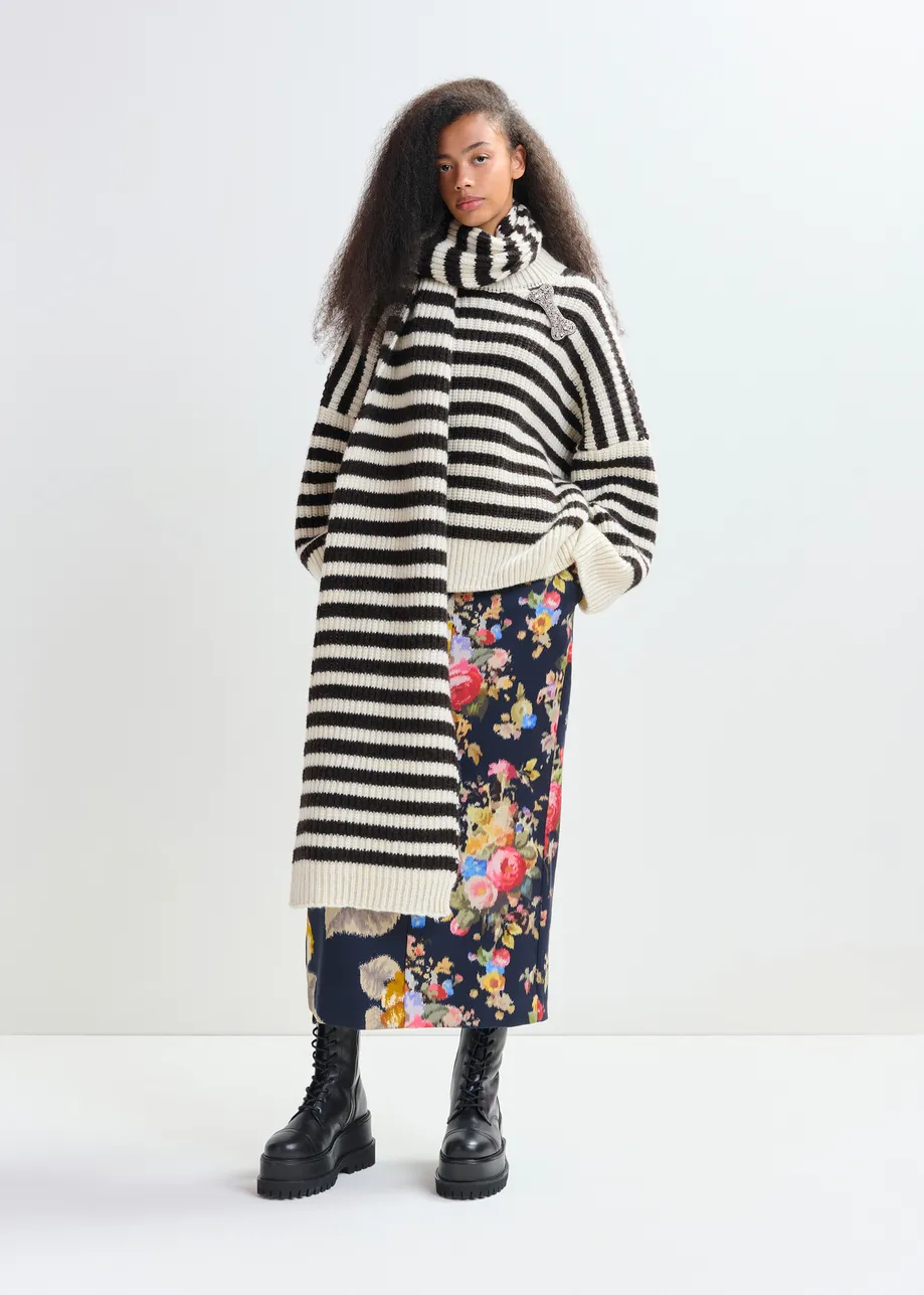 Black and white striped wool-blend scarf with ribbed trims