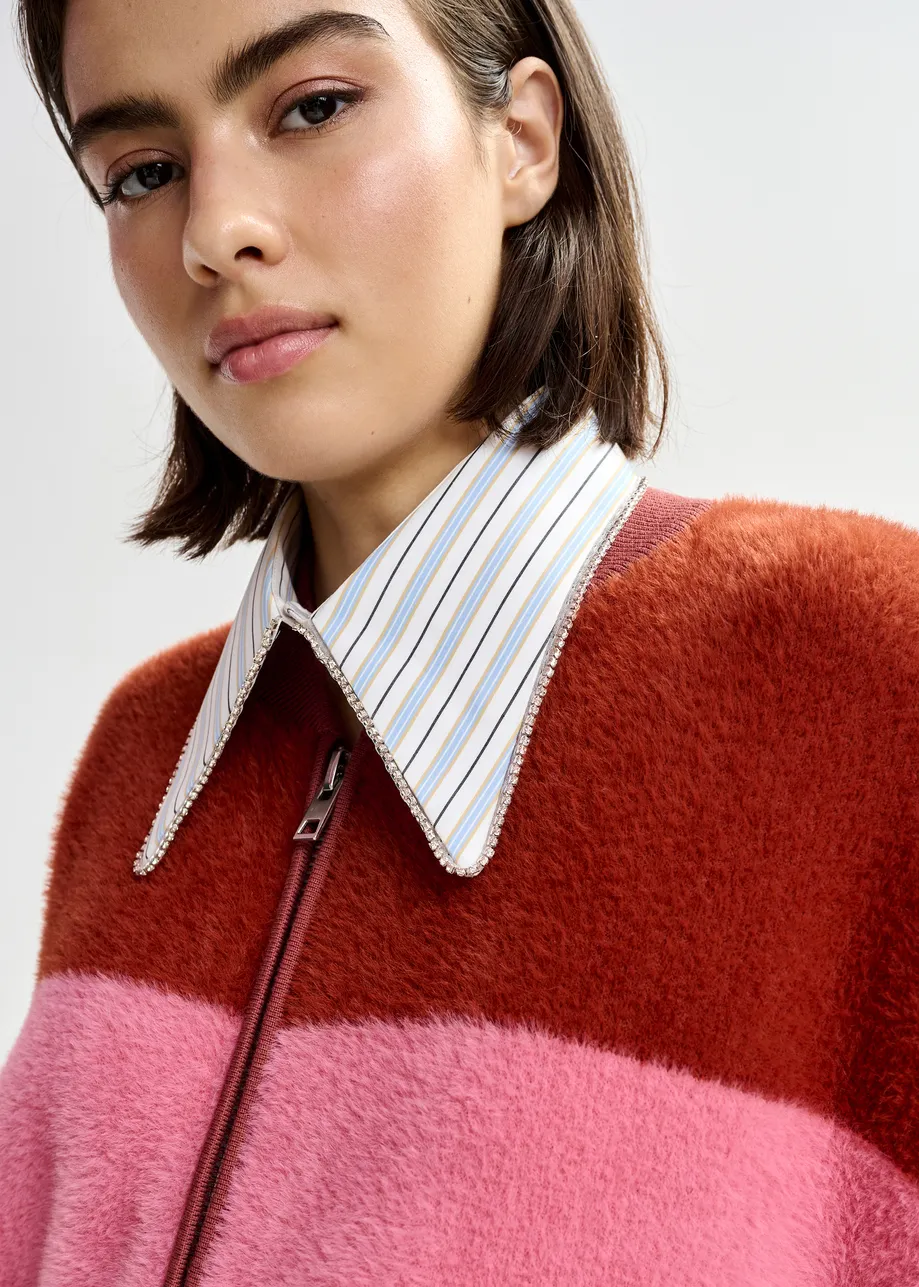 Gebroken wit, blauw en geel gestreepte kraag met stras